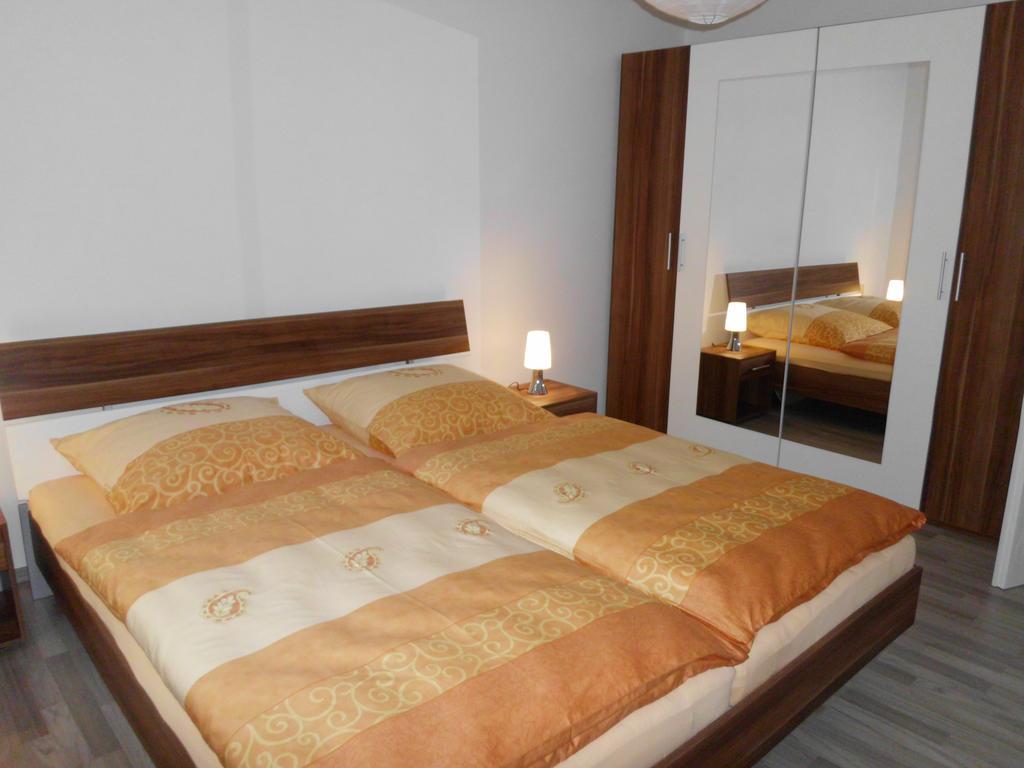 Apartment Leucht ซีเกนรึค ภายนอก รูปภาพ
